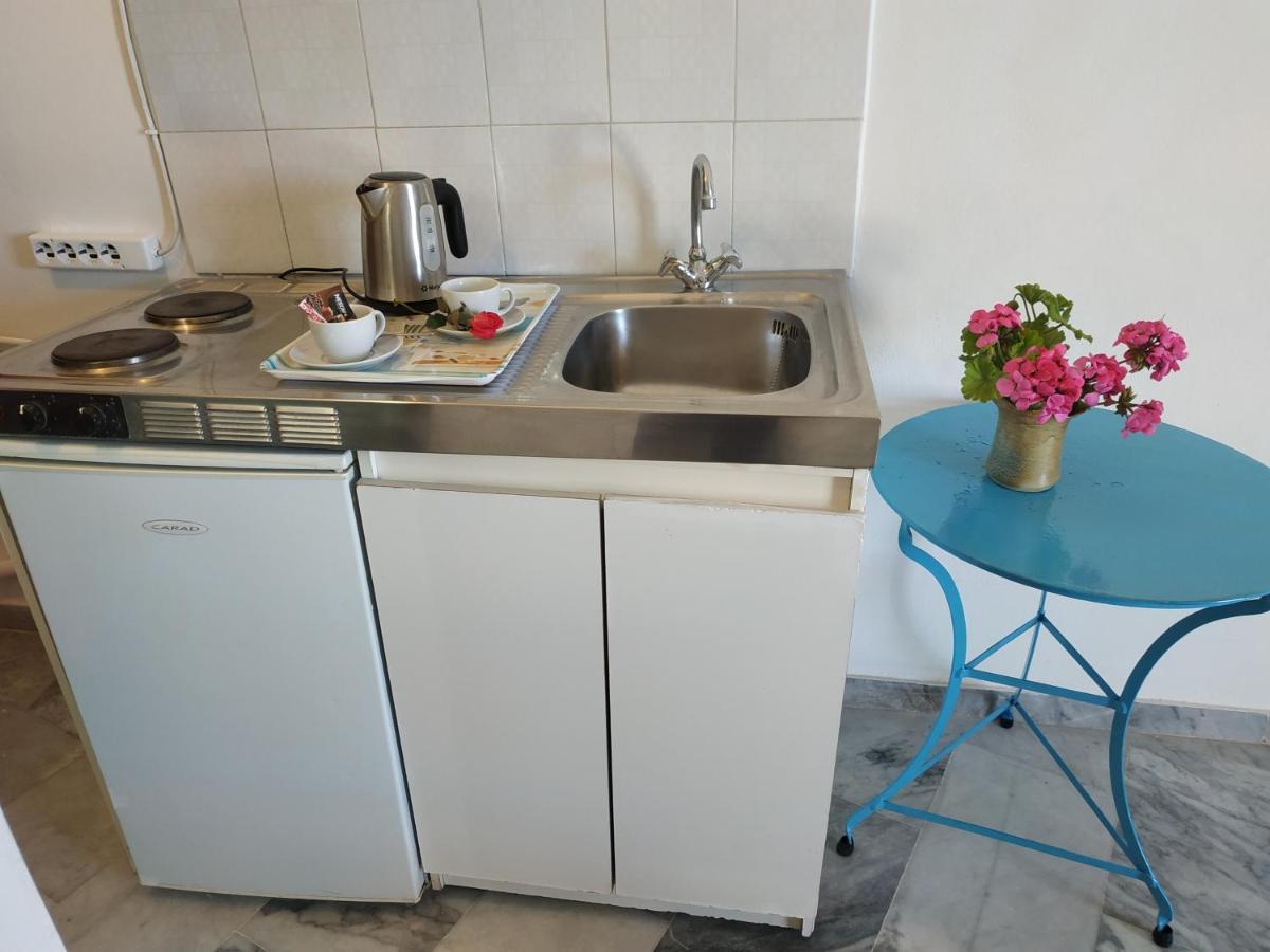 Michalias Sea View Studio Agia Marina  Exterior photo