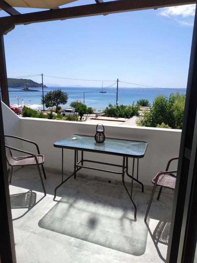 Michalias Sea View Studio Agia Marina  Exterior photo