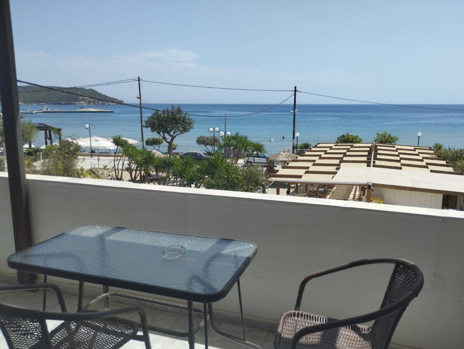 Michalias Sea View Studio Agia Marina  Exterior photo